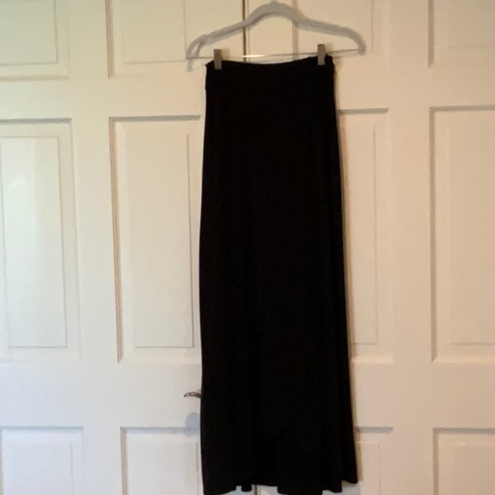 Veronica M Black Long Skirt with Scallop on Front Bottom